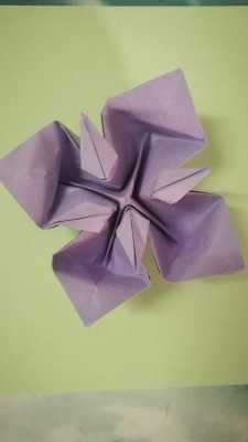 如何折叠紫叶草（紫荆草折纸）-图3